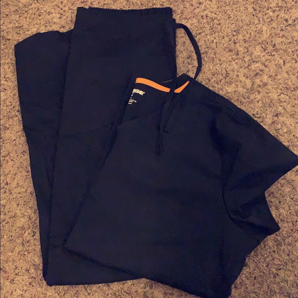 Black scrubs